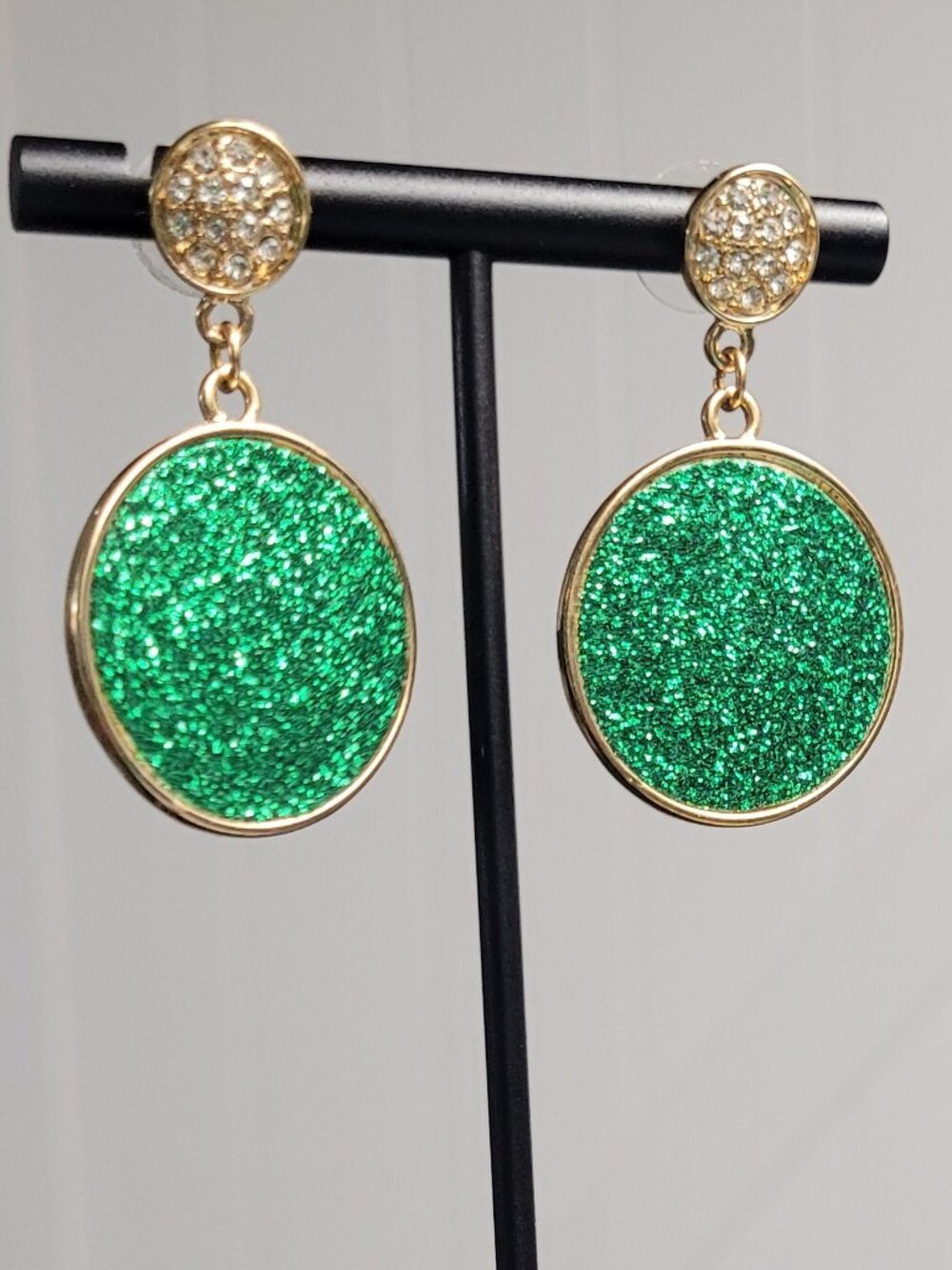 Gold/green glittery earrings with rhinestones NWT - Picture 7 of 11